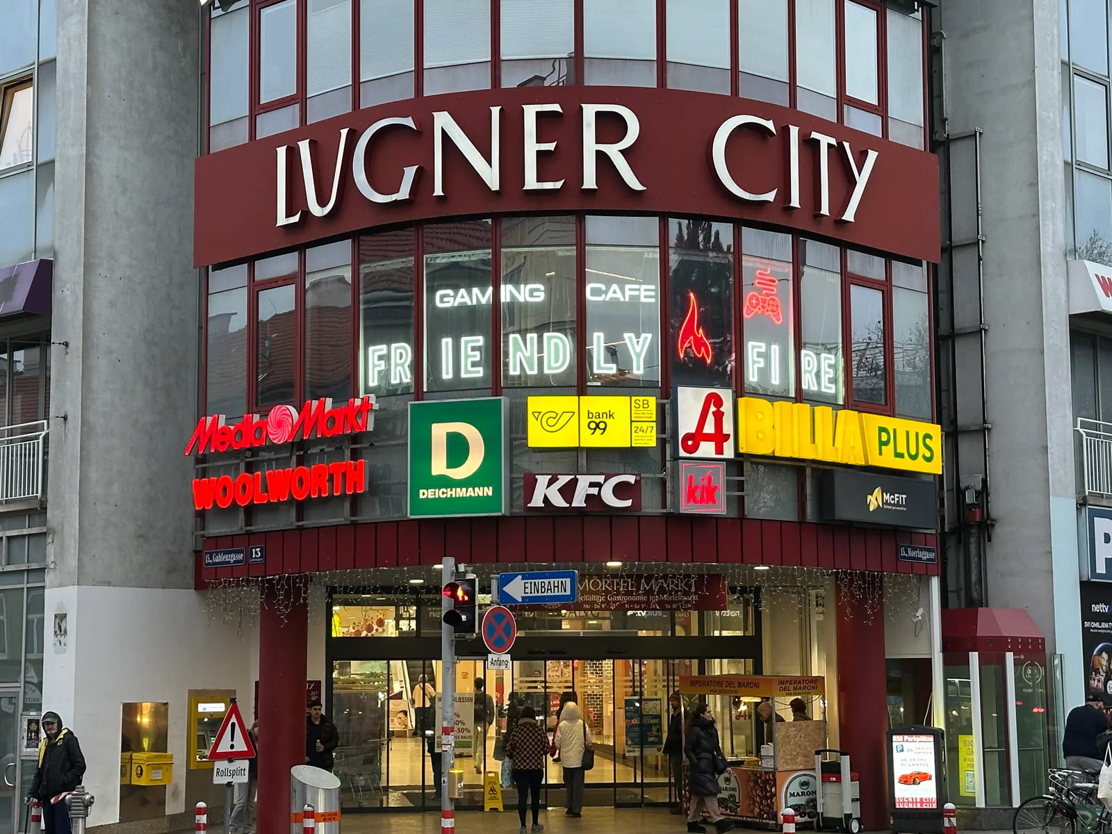 Beleuchtete Werbung