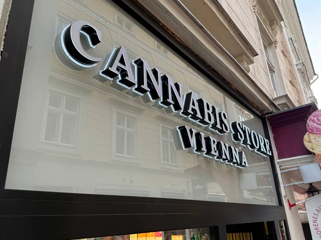 Beleuchtete Werbung